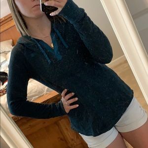 Fitted North Face Hooded Sweatshirt